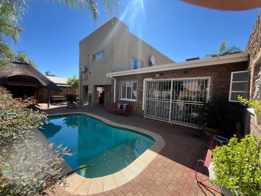 5 Bedroom Property for Sale in Blydeville Northern Cape